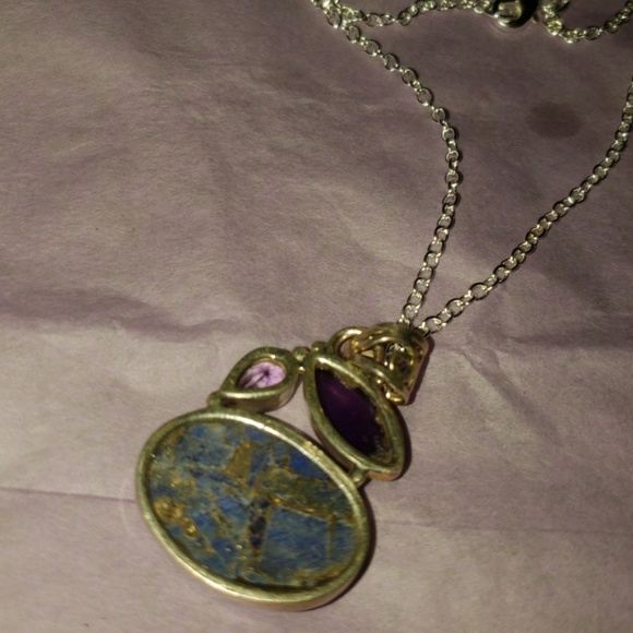 Boutique semi precious necklace - Picture 3 of 4
